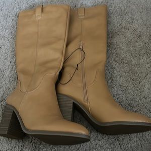 UNIVERSAL THREAD Tan Davina Heeled Riding Boots